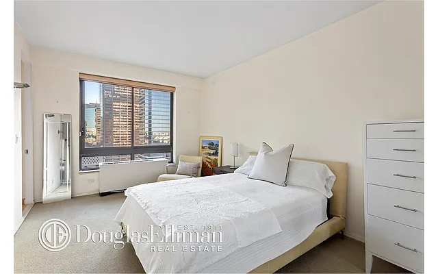 Sold by Douglas Elliman | media 5
