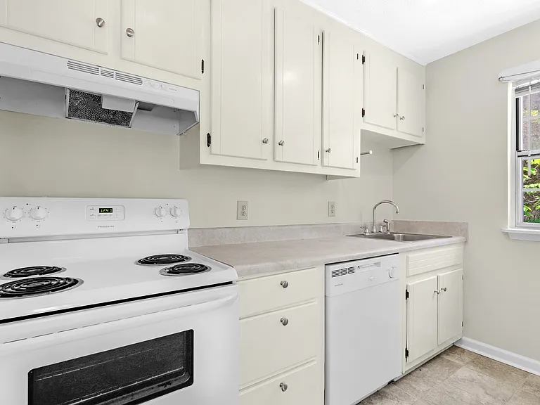 6661 Cedar Lake Dr #6 — Photo 1