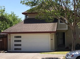 2070 Mount Olive Dr, Santa Rosa, CA 95404