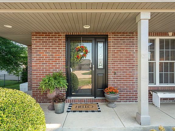 4th image of 504 Elk Dr