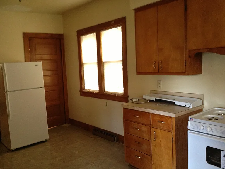 419 Bayard St — Photo 3