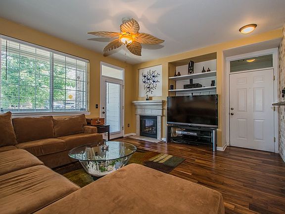 4th image of 10301 W Girton Dr Unit 204