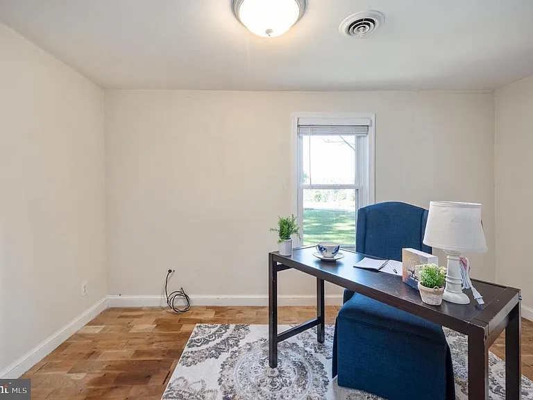 7019 Signal Hill Rd — Photo 12