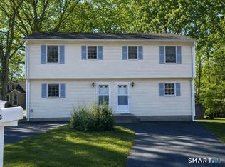 41 Case St, Farmington, CT 06032