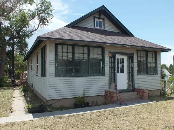 557 E Oak St, Wheatland, WY 82201