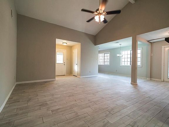 4th image of 10011 Tahoka Ln
