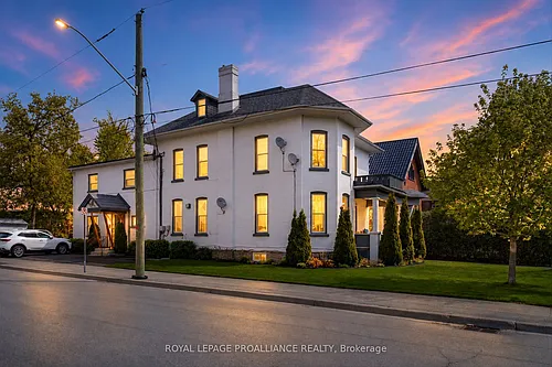 36 Sussex St N Photo 1