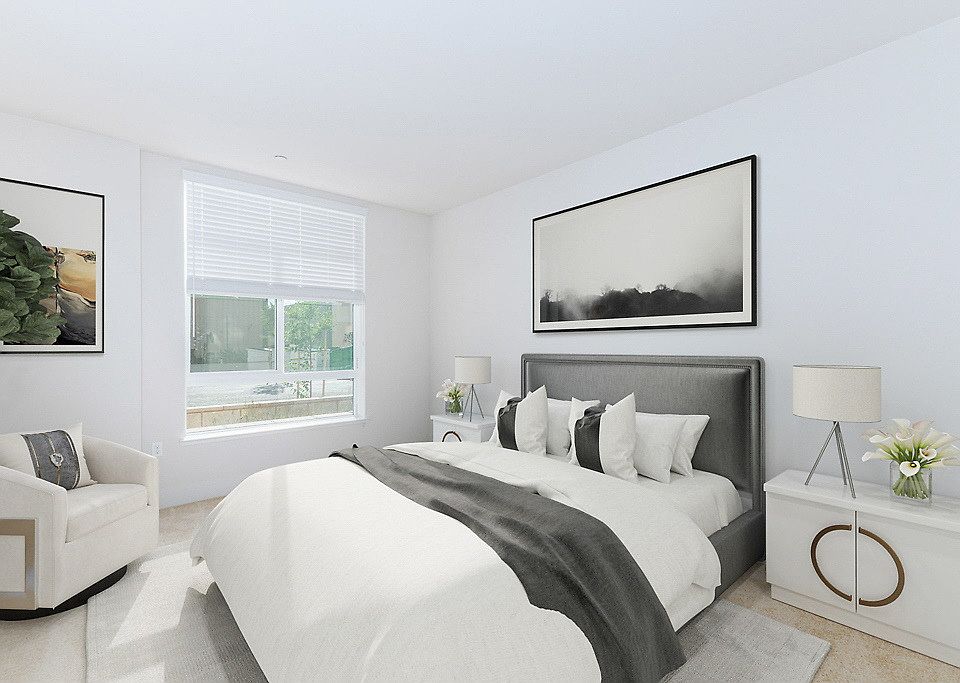 1st image of 92 William St #18Q