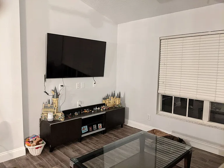 4854 Lark Dr — Photo 4