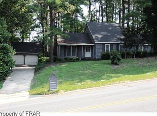 526 Hilliard Dr, Fayetteville, NC 28311