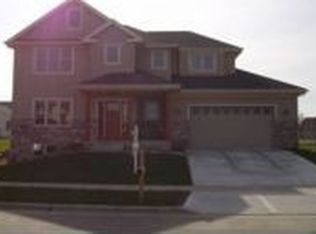 5659 Silver Oak Dr, Fitchburg, WI 53711