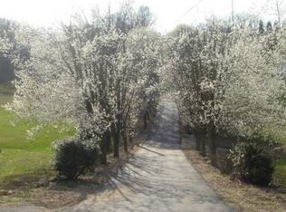 1555 Mount Carmel Rd, Mosheim, TN 37818