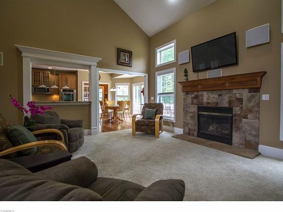 3rd image of 8030 Humphrey Hill Dr