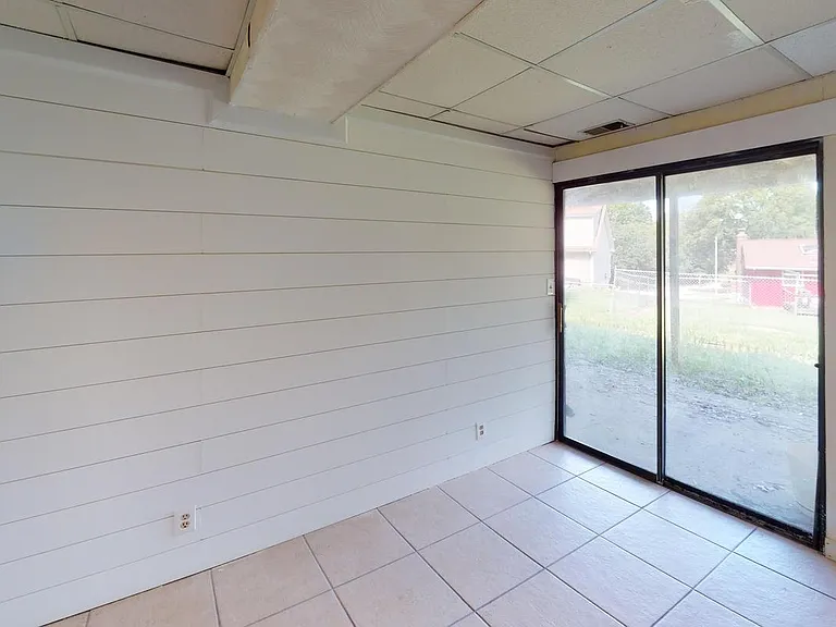 7408 NW 79th Ct — Photo 14
