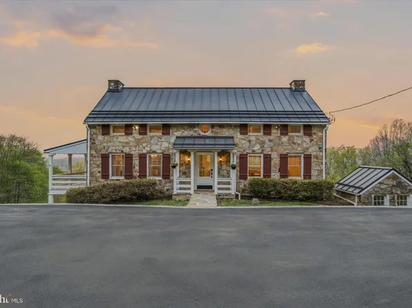 3877 Dry Run Rd, Martinsburg, WV 25427