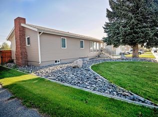 615 E 7th St, Powell, WY 82435