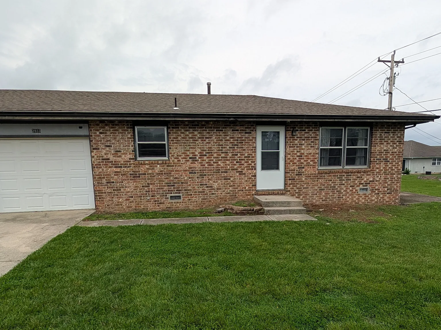 2933 W Roxbury St — Photo 1