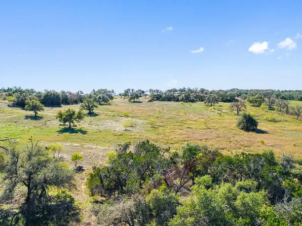 9069 Ranch Rd #1323, Fredericksburg, TX 78624