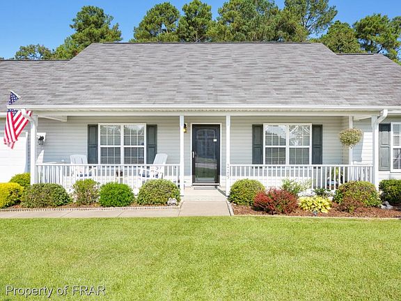 5th image of 229 White Pine Dr