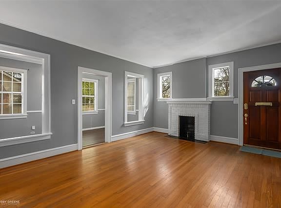 4th image of 482 Ockley Dr