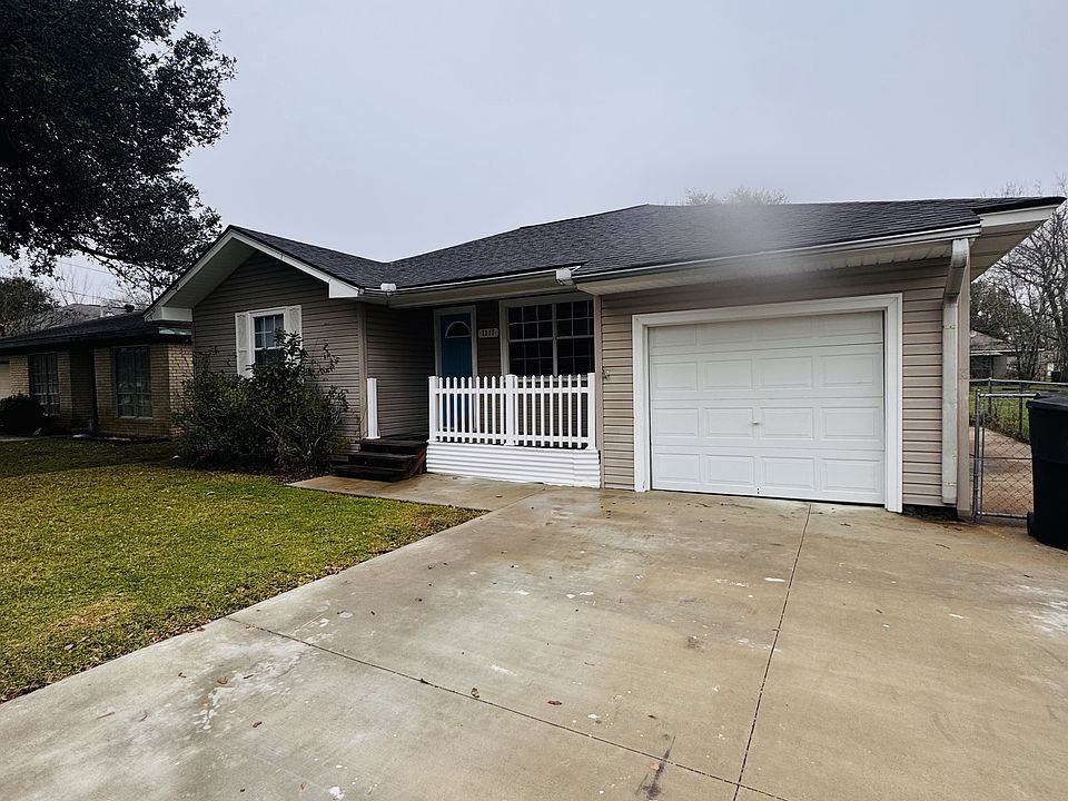1st image of 1211 S 15th St