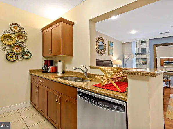 1600 Arch St #1410, Philadelphia, PA 19103