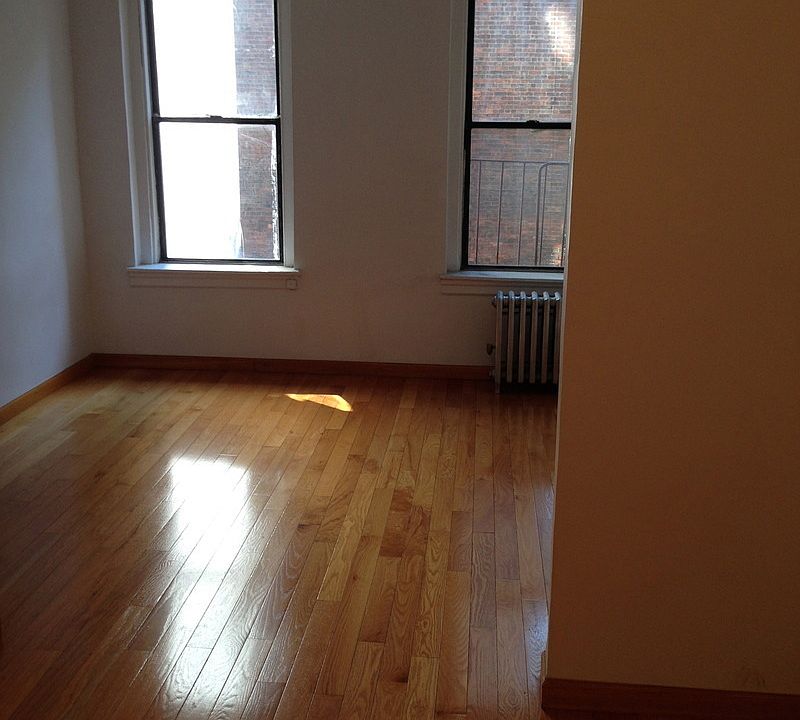 2nd image of 31 Catherine St APT 2A