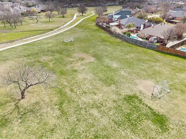 504 Vasey Oak Dr — Photo 15