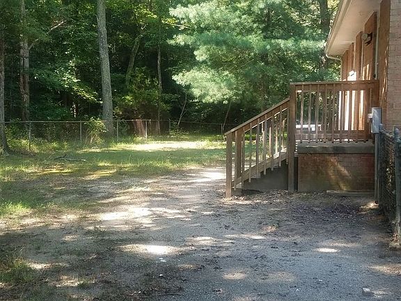 2nd image of 2525 Crumpton Dr
