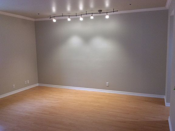 3rd image of 234 N Broadway Unit 506