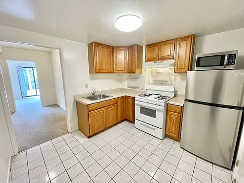 Charming Garden Apartment W/Deck, Prime Inner Richmond Location Progressive Photo 1
