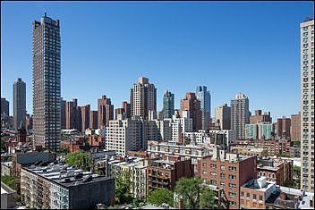 4th image of 455 E 86th St APT 15B