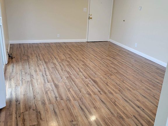 4th image of 151 Wilton Dr APT 4