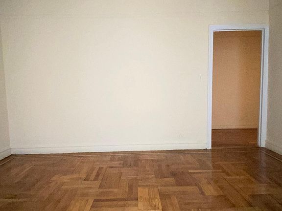 3rd image of 3472 Knox Pl #5E