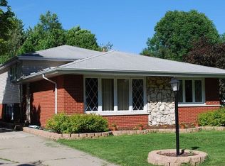 10824 S Laramie Ave, Oak Lawn, IL 60453