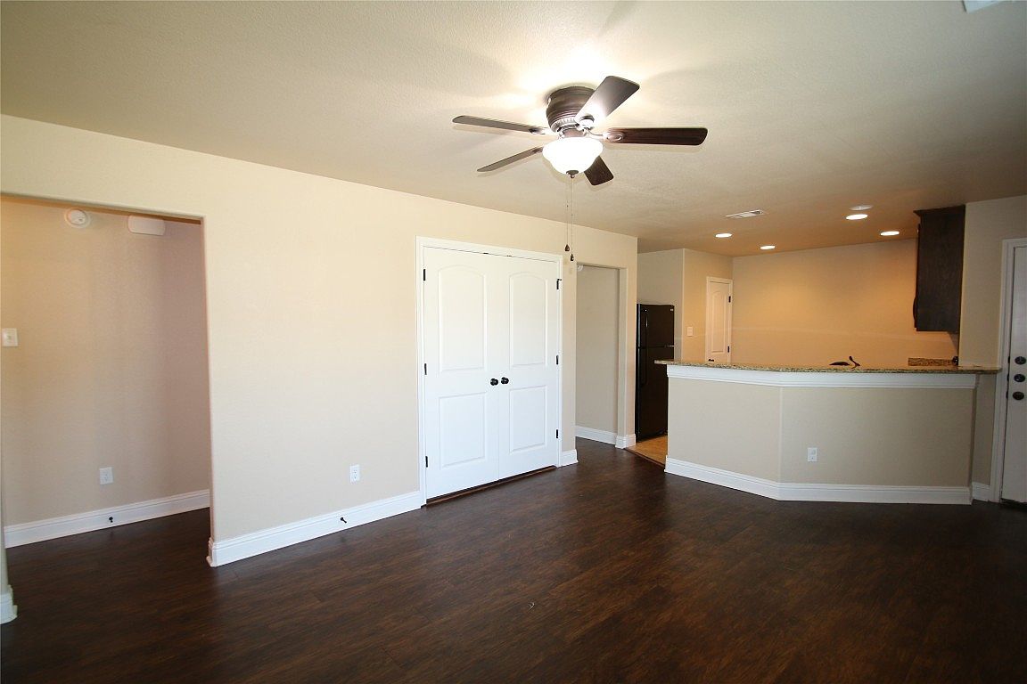 131 Sunburst Ct, Weatherford, TX 76087 Zillow