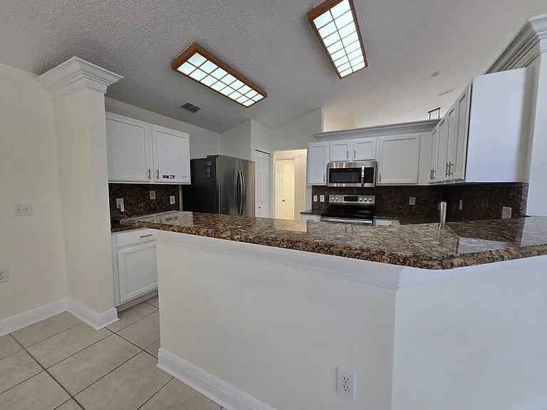 3190 Lori Ct — Photo 8