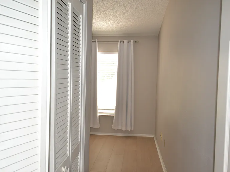 3379 Fox Hunt Dr — Photo 79