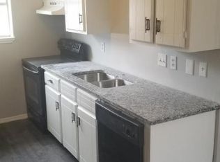 608 Oakridge Cir, Corsicana, TX 75110