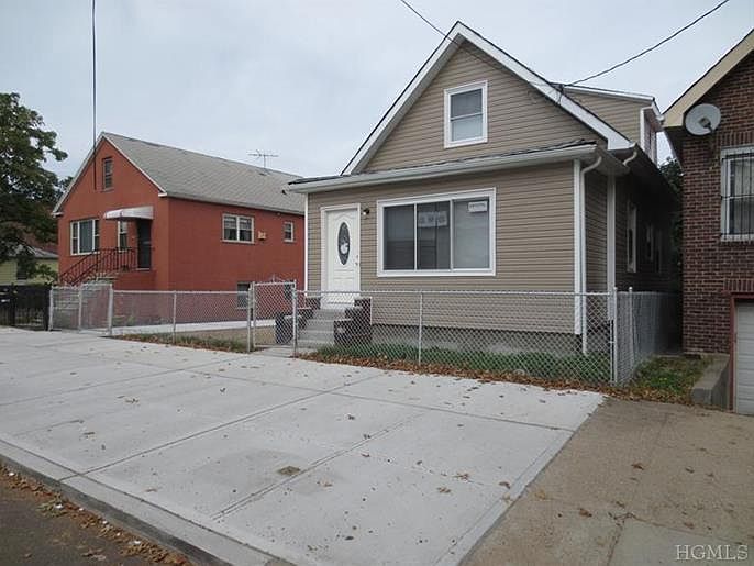1st image of 1117 E 222nd St