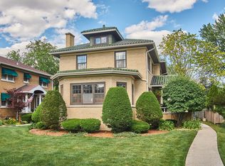 1018 N Kenilworth Ave, Oak Park, IL