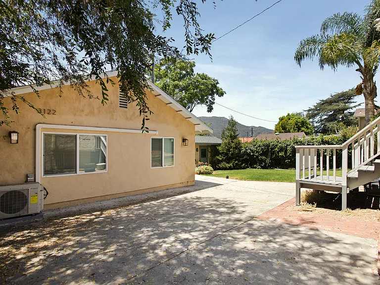 3122 Altura Ave — Photo 10