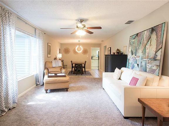 4th image of 4621 Darcin Dr