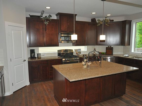 4th image of 3504 Highlands Boulevard LOT53