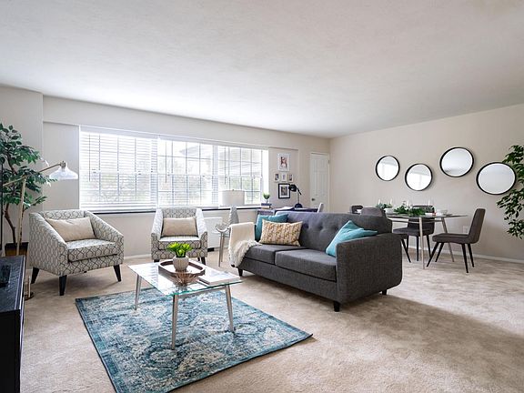 2nd image of 1062 E Lancaster Ave #2B-2Ba-1150Sqft