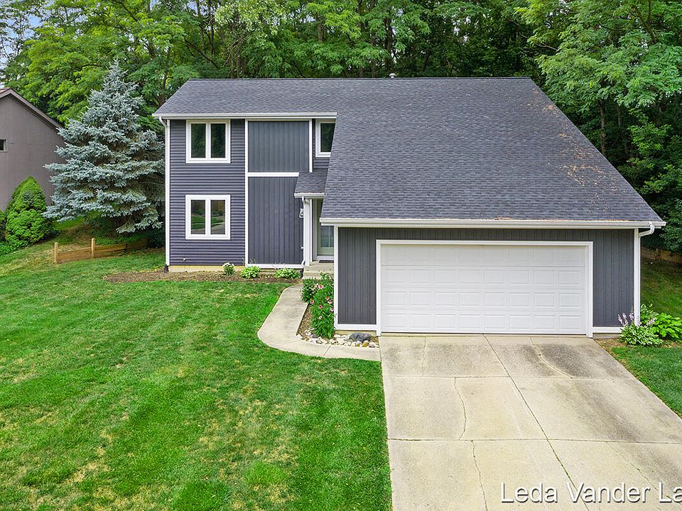 1st image of 3459 Eastridge Ct NE