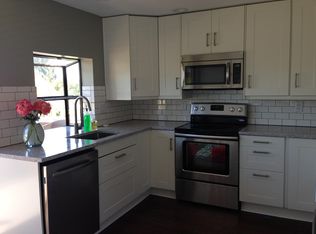 941 NW 61st St, Seattle, WA 98107