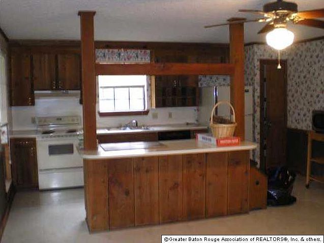2nd image of 9403 Springfield Rd