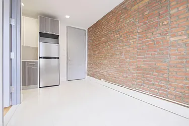 Rented by Cargon Realty