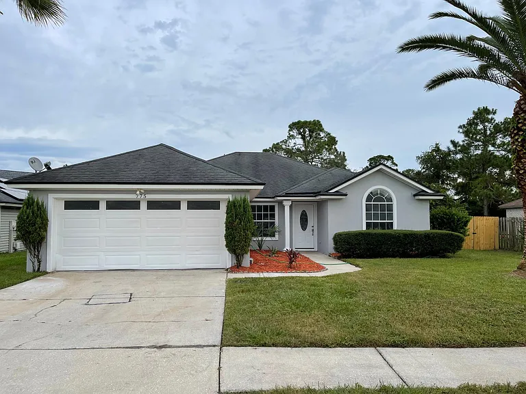 775 Hickory Lakes Dr E — Photo 3